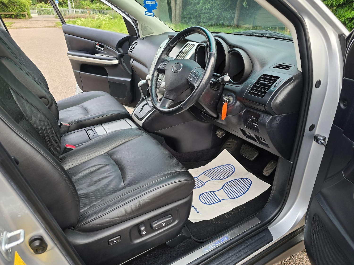 Vehicle 76