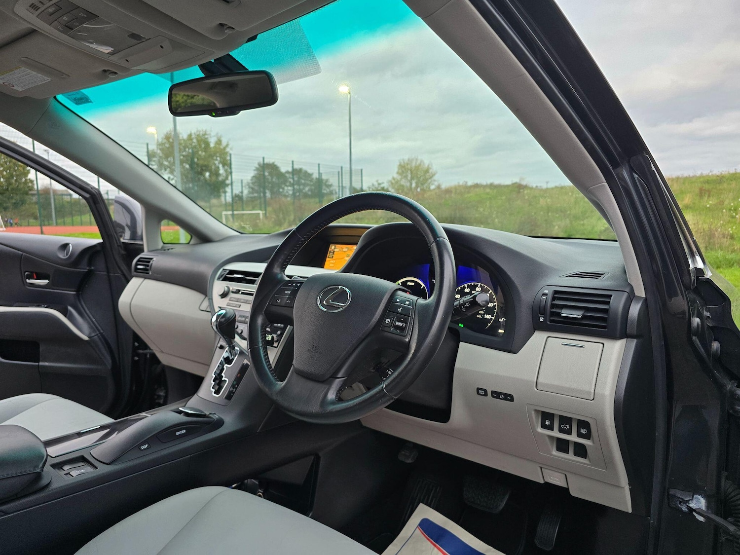 Used Lexus RX 2010 for sale - 76314287: Photo 100
