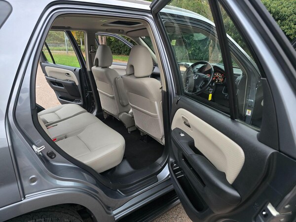 Used Honda CR-V 2006 for sale - 76215556: Photo 92