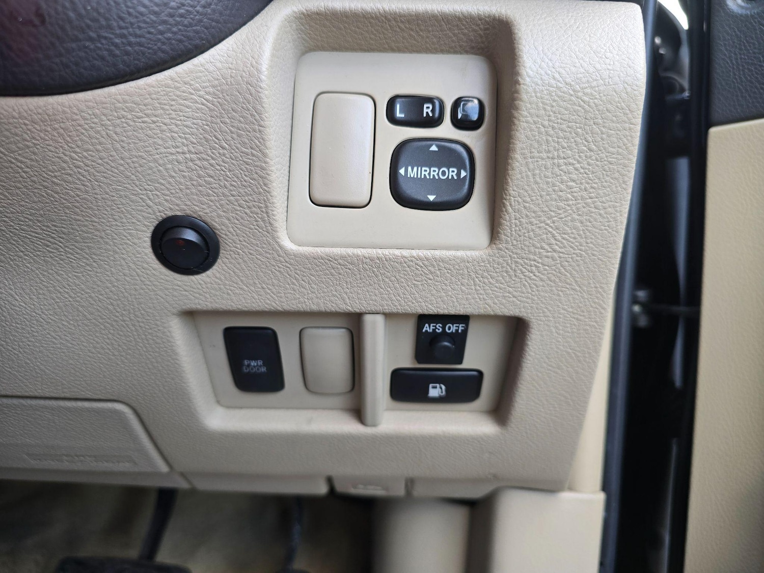 Vehicle 100
