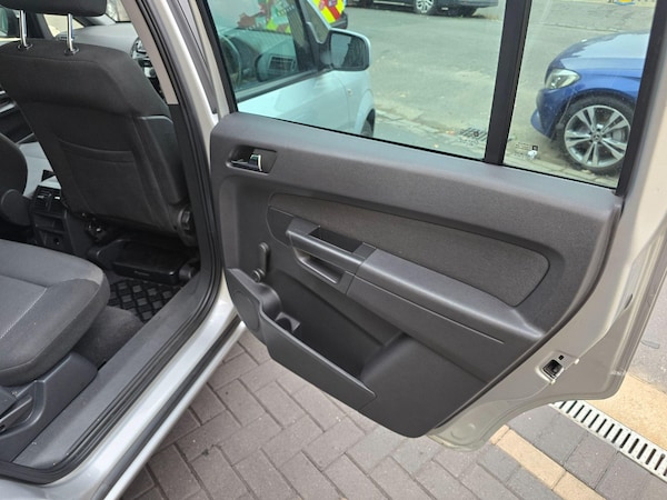 Used Vauxhall Zafira 2014 for sale - 76099399: Photo 11