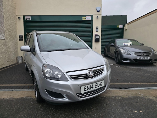 Used Vauxhall Zafira 2014 for sale - 76099399: Photo 2