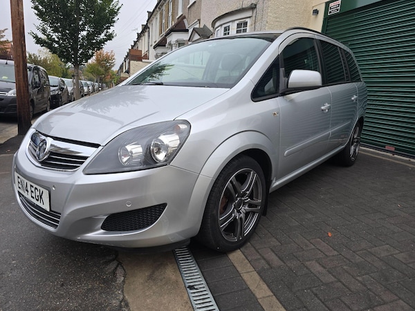 Used Vauxhall Zafira 2014 for sale - 76099399: Photo 4