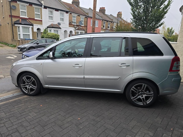Used Vauxhall Zafira 2014 for sale - 76099399: Photo 6