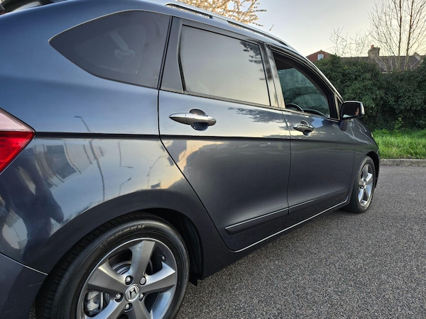 Used Honda FR-V 2009 for sale - 76247426: Photo 49