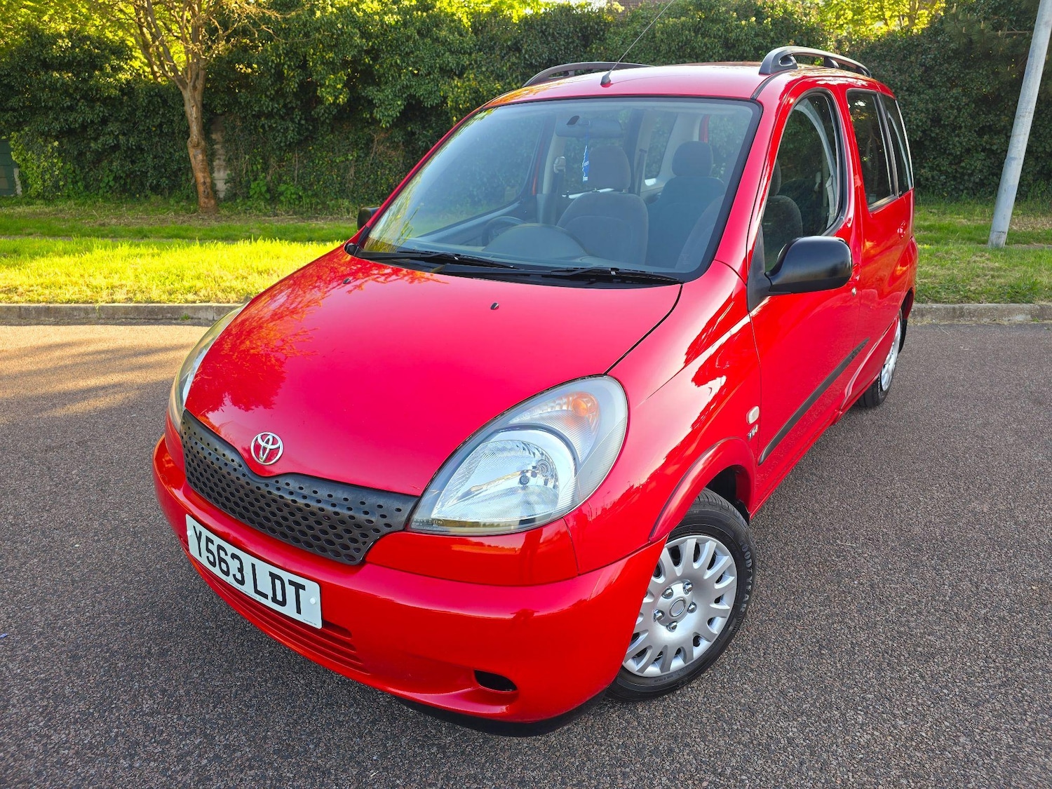 Used Toyota Yaris Verso 2001 for sale - 76585478: Photo 1