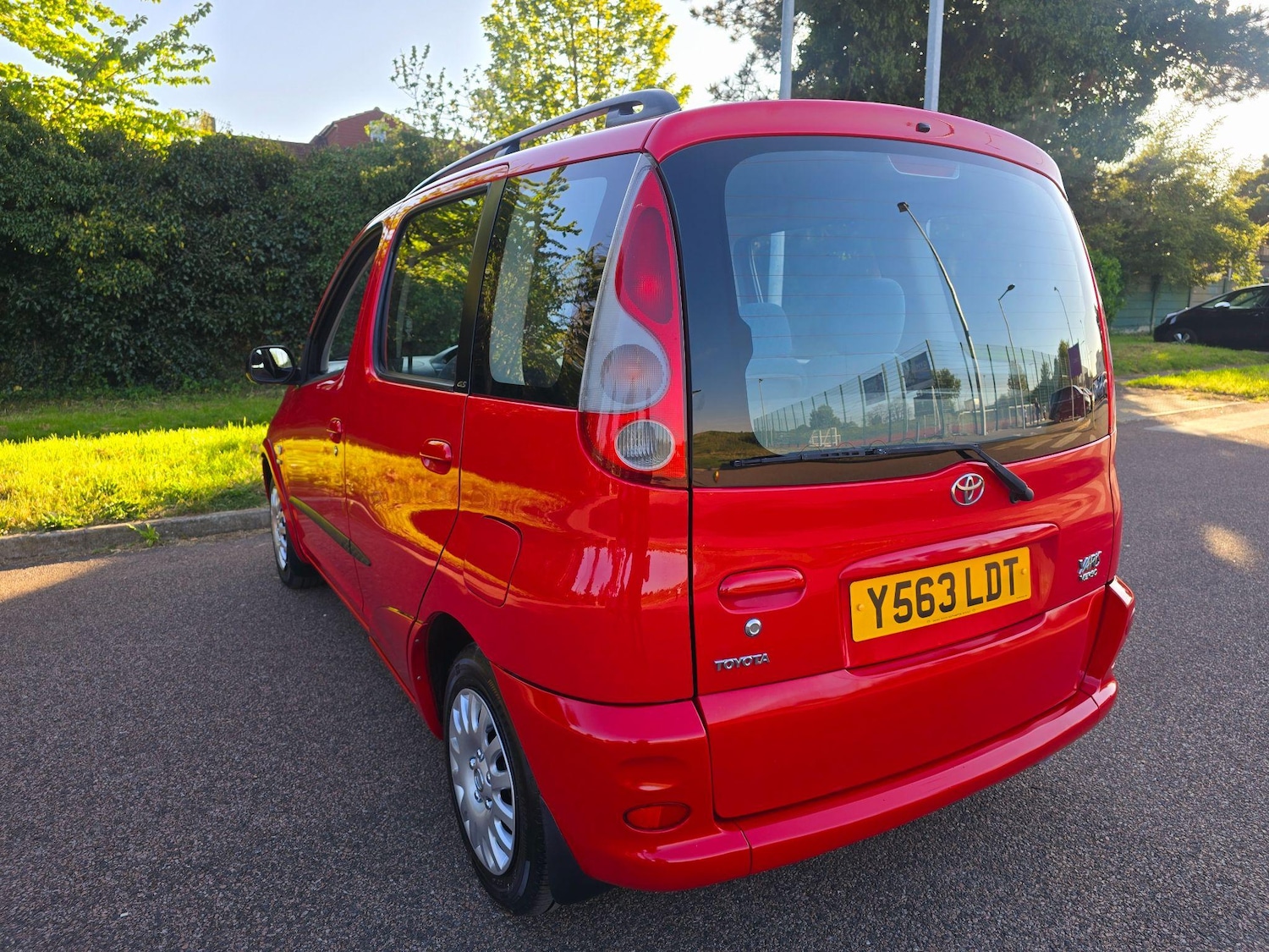 Used Toyota Yaris Verso 2001 for sale - 76585478: Photo 10