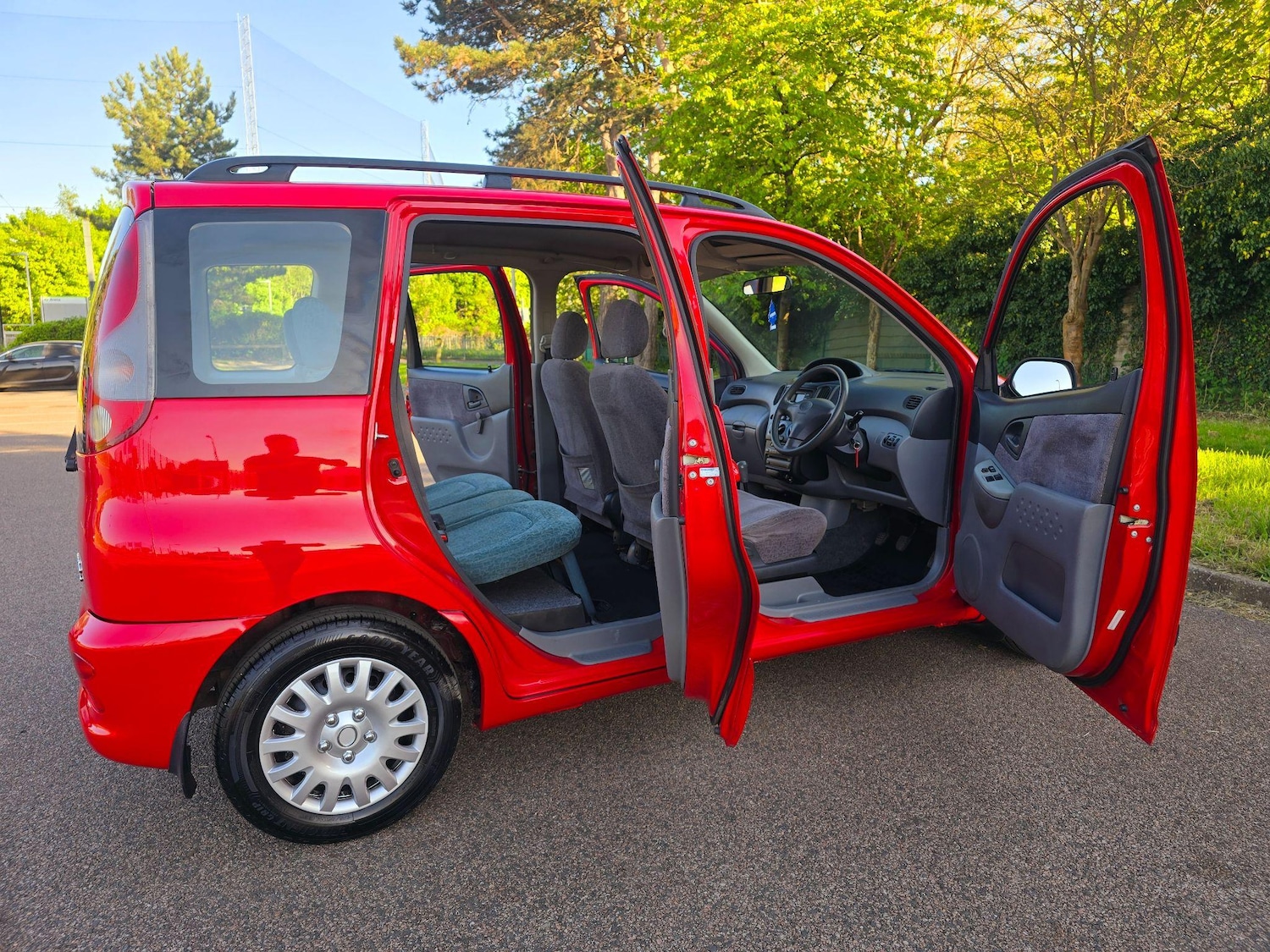 Used Toyota Yaris Verso 2001 for sale - 76585478: Photo 17