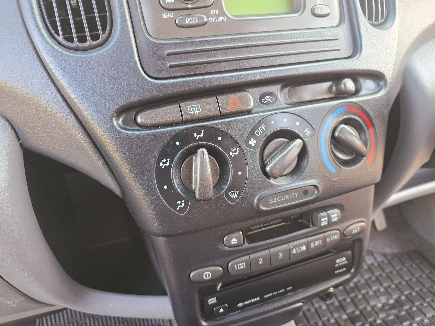 Used Toyota Yaris Verso 2001 for sale - 76585478: Photo 77