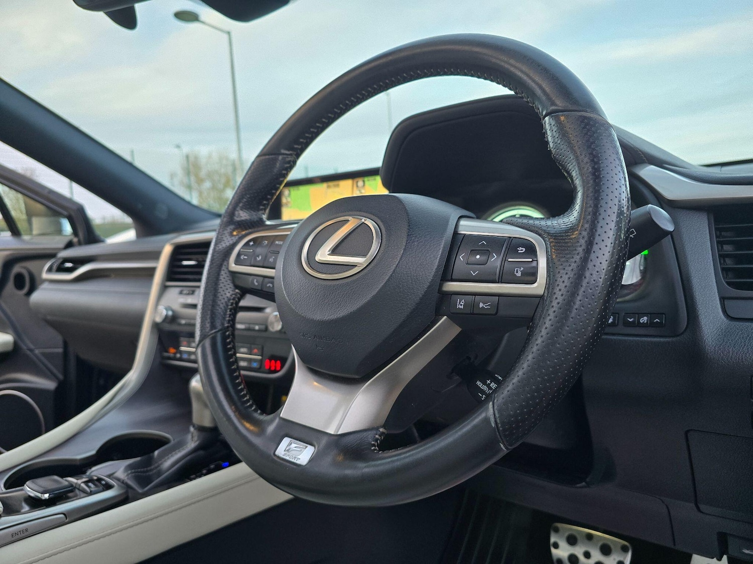 Used Lexus RX 2019 for sale - 76573075: Photo 62