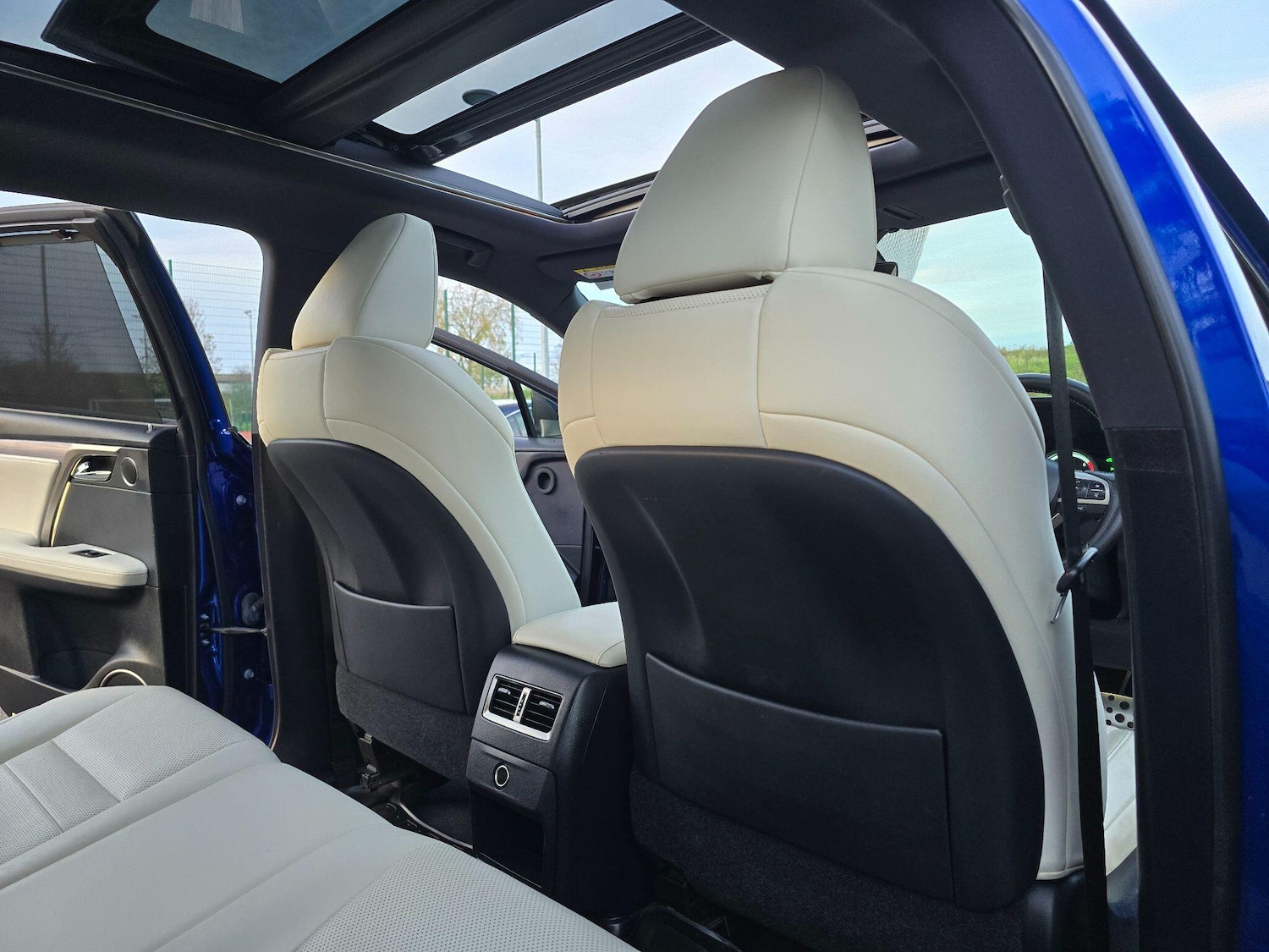 Used Lexus RX 2019 for sale - 76573075: Photo 70