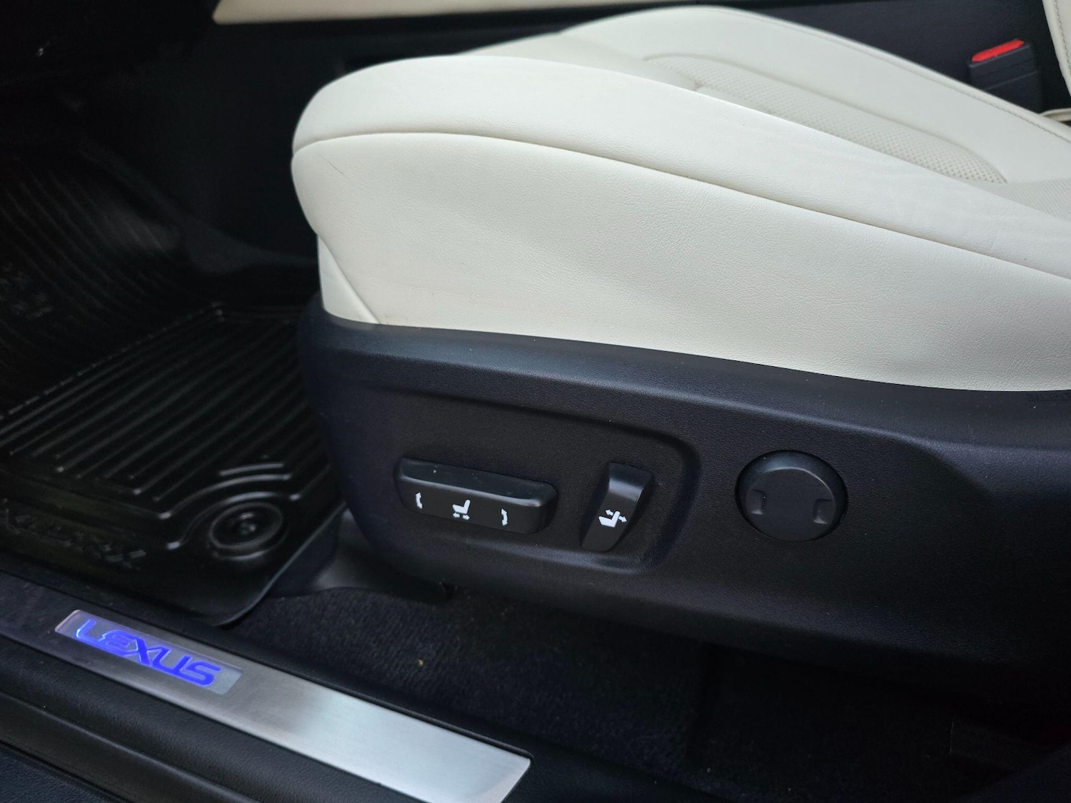 Used Lexus RX 2019 for sale - 76573075: Photo 78