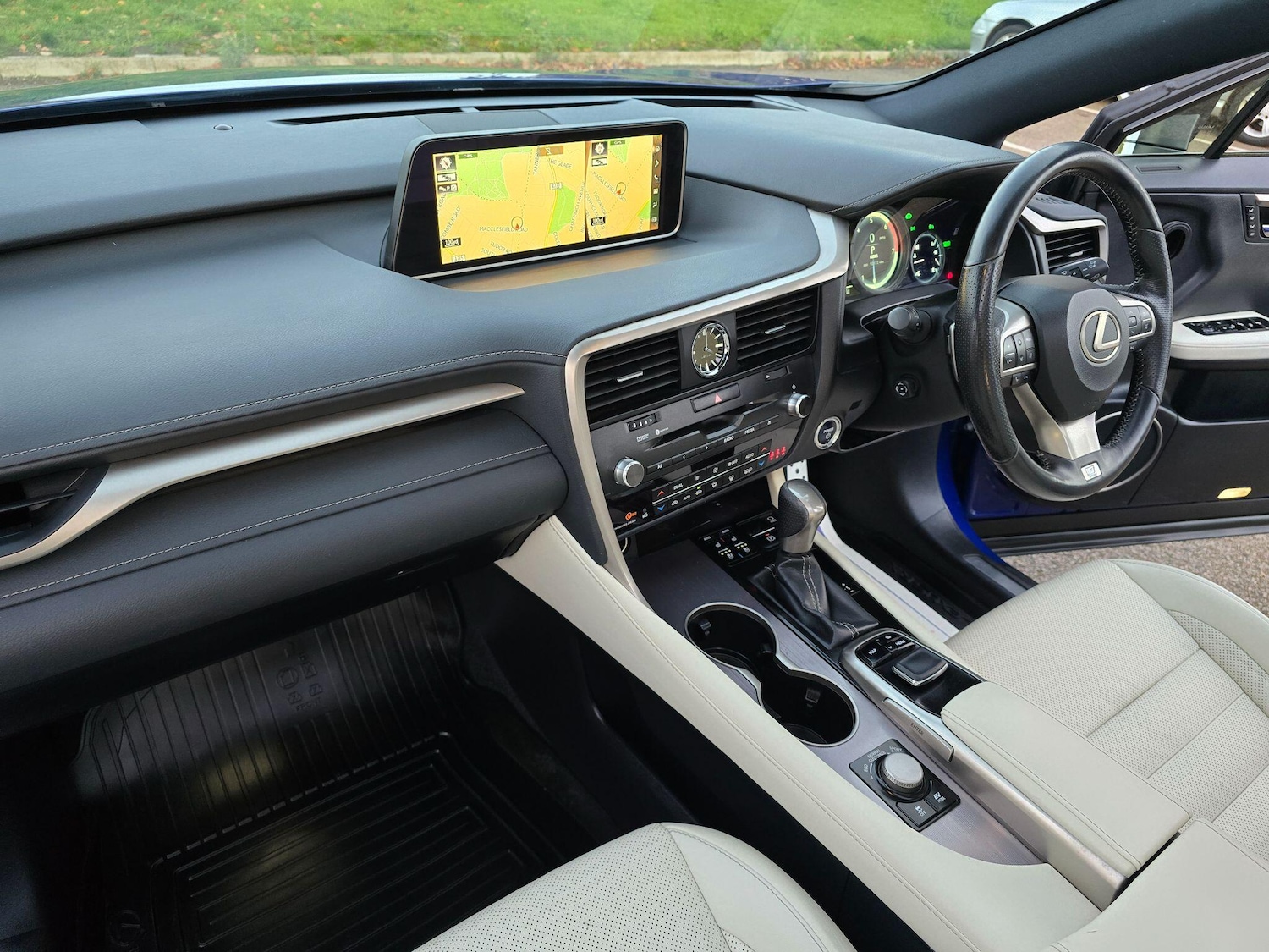 Used Lexus RX 2019 for sale - 76573075: Photo 82