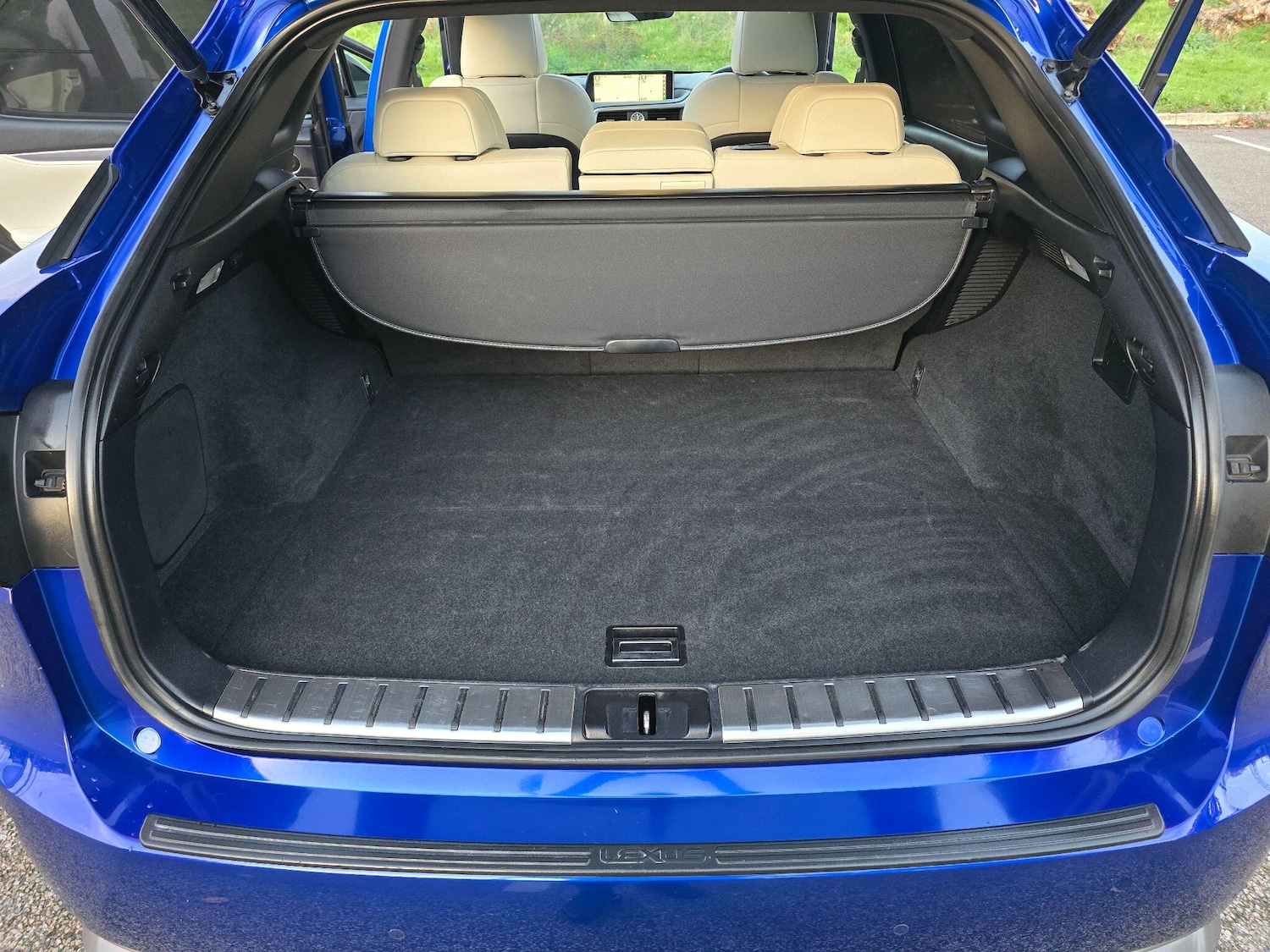 Used Lexus RX 2019 for sale - 76573075: Photo 84