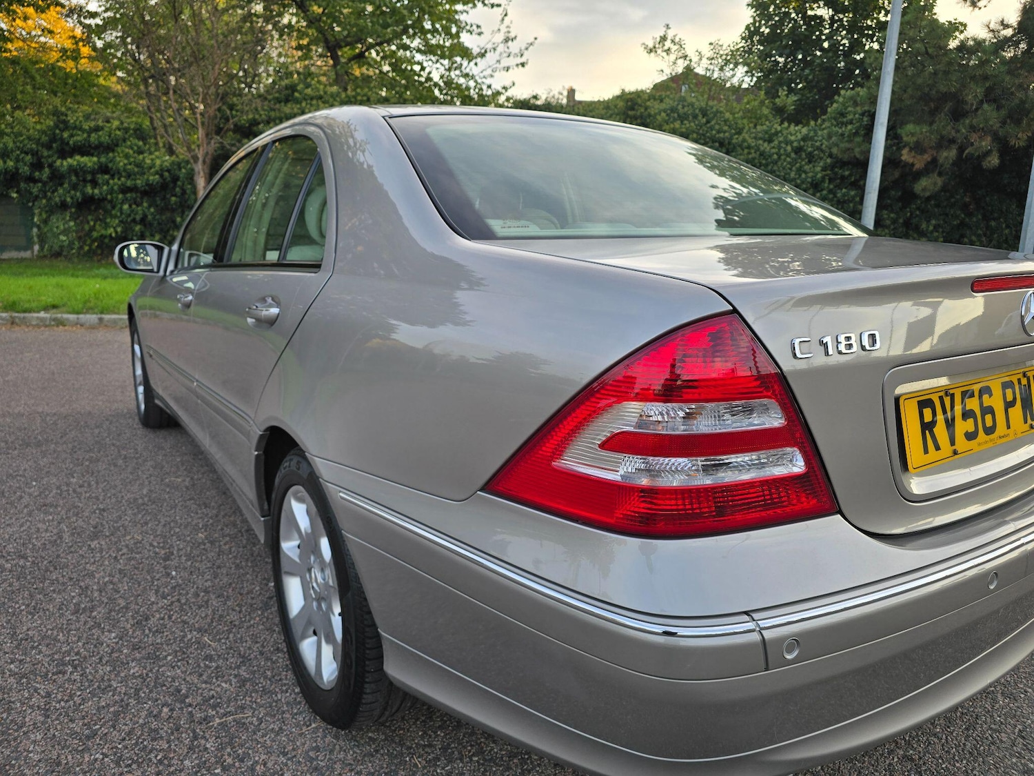 Used Mercedes-Benz C-Class 2006 for sale - 76073036: Photo 24
