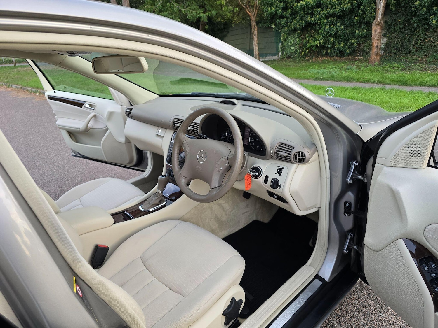 Used Mercedes-Benz C-Class 2006 for sale - 76073036: Photo 46