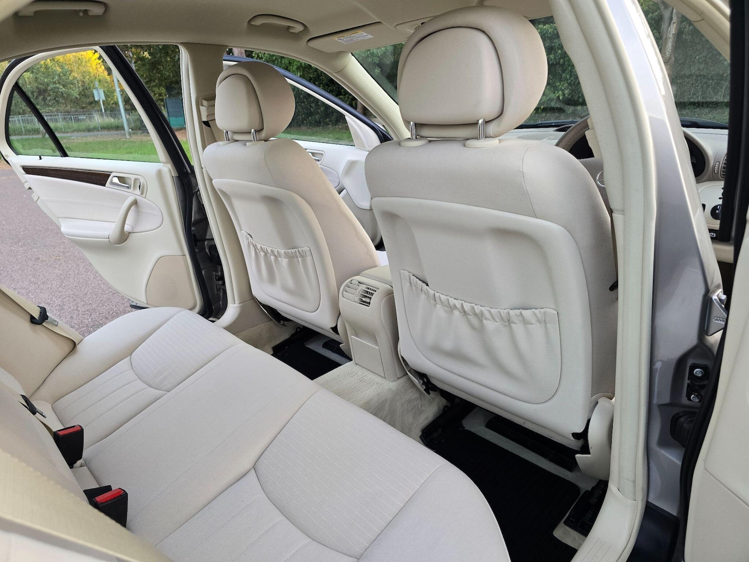 Used Mercedes-Benz C-Class 2006 for sale - 76073036: Photo 51