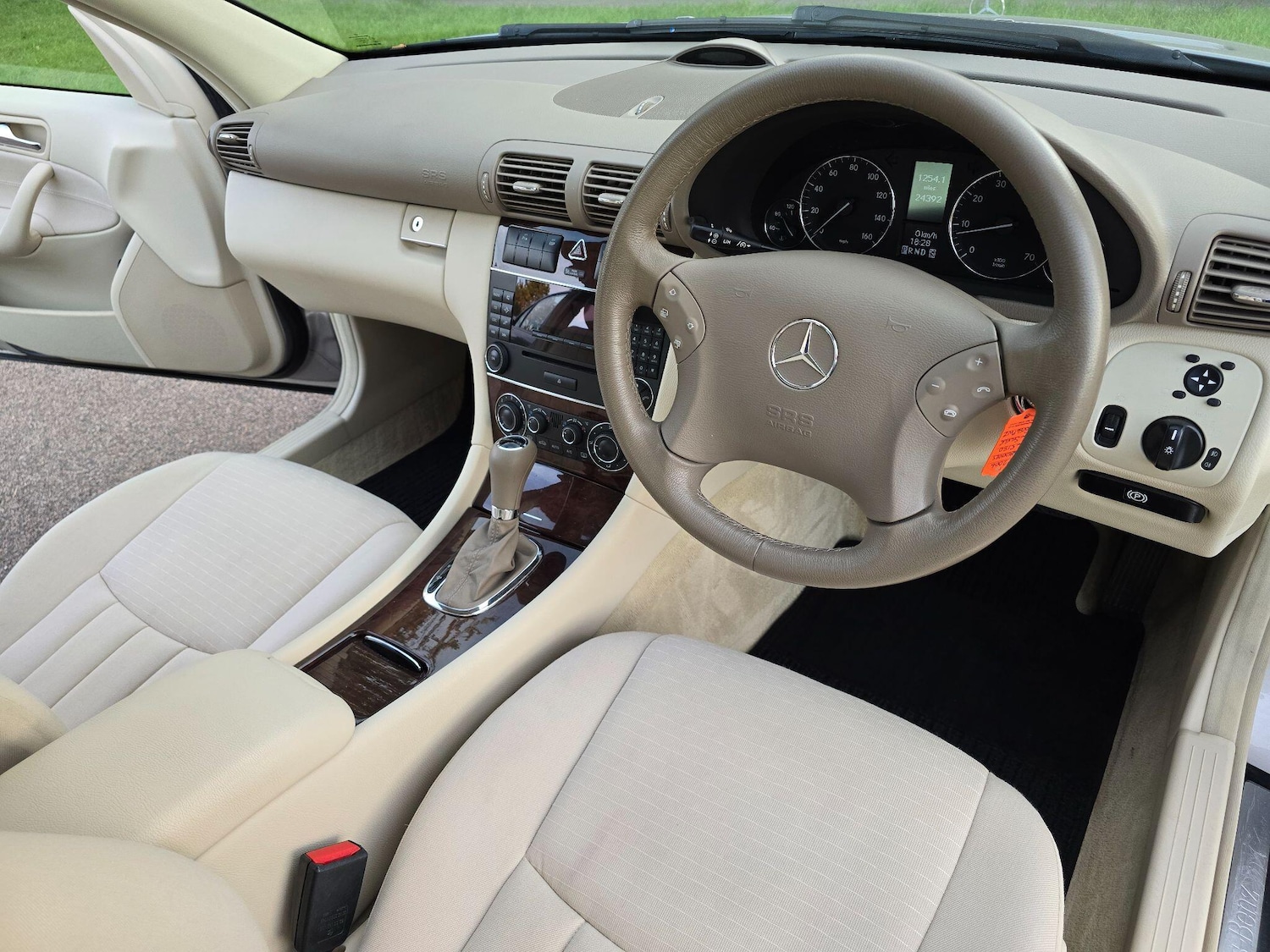 Used Mercedes-Benz C-Class 2006 for sale - 76073036: Photo 72