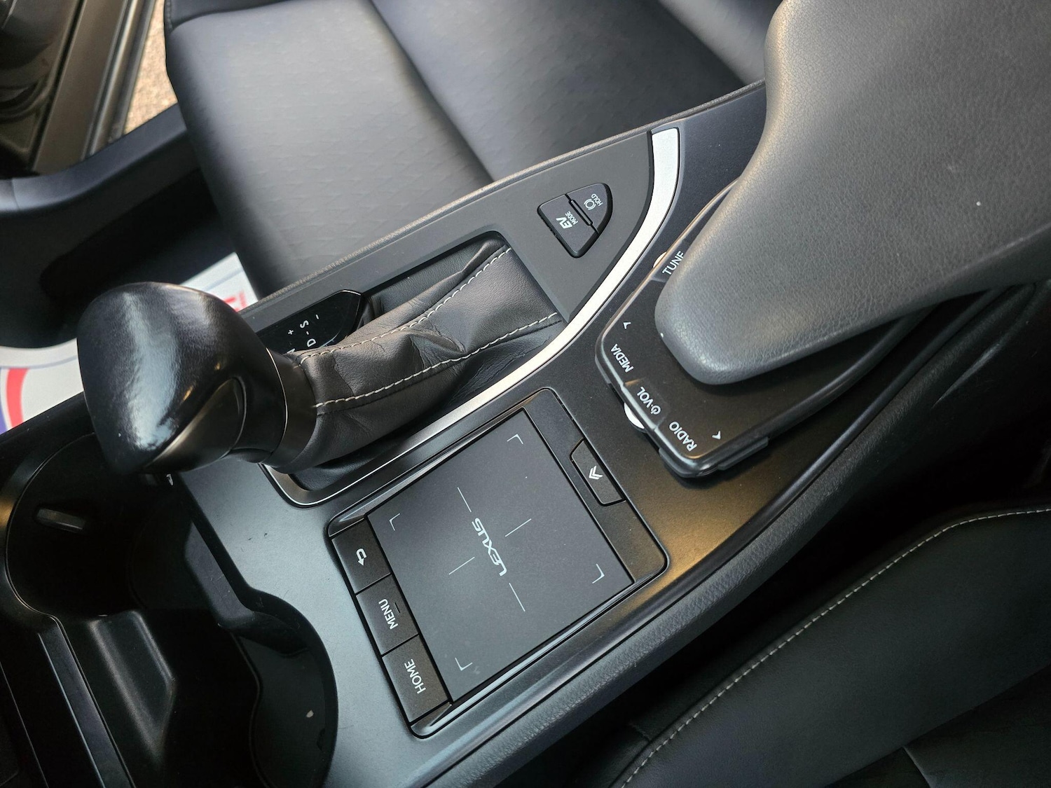 Used Lexus UX 2022 for sale - 76657016: Photo 75