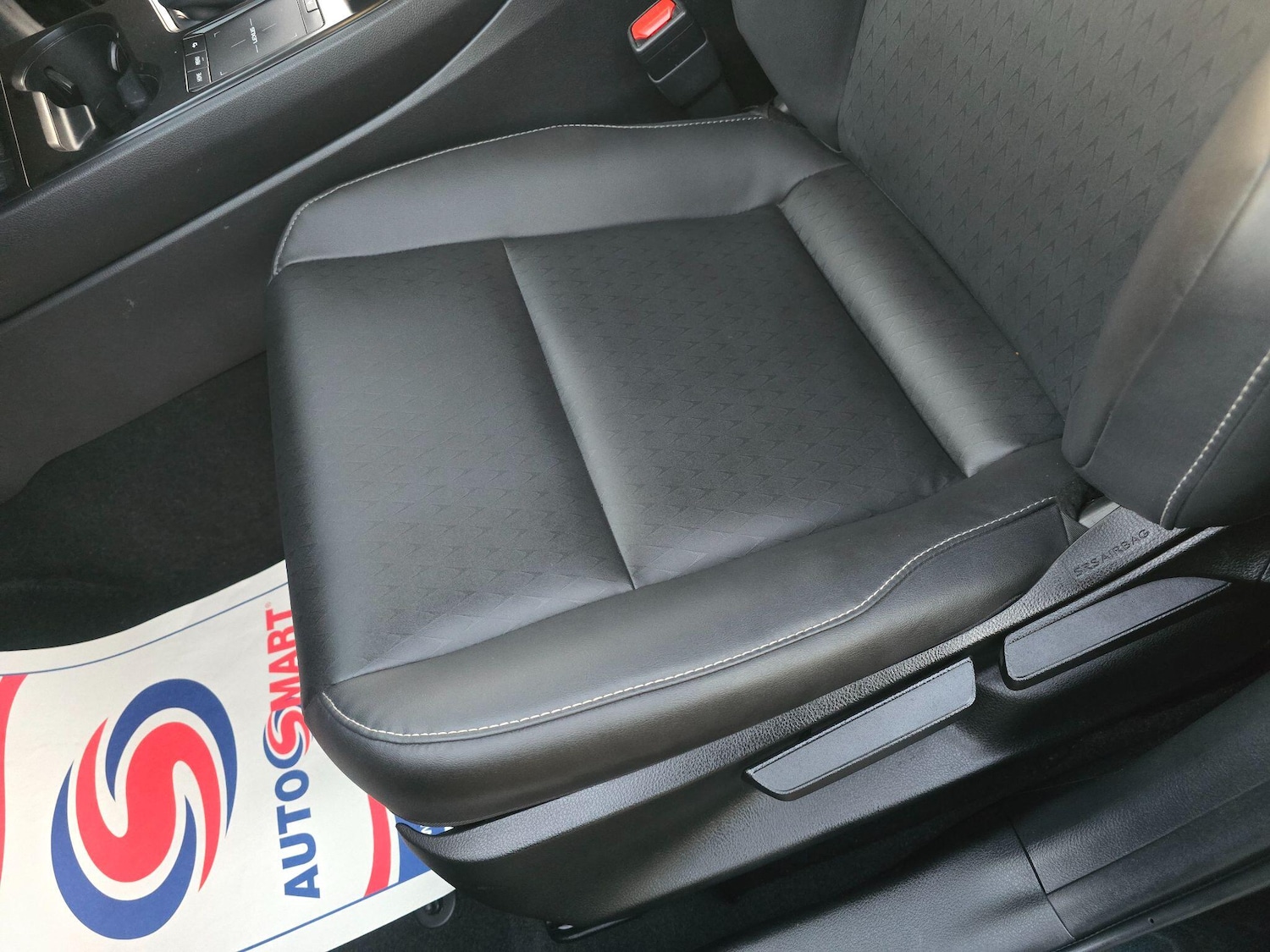 Used Lexus UX 2022 for sale - 76657016: Photo 76