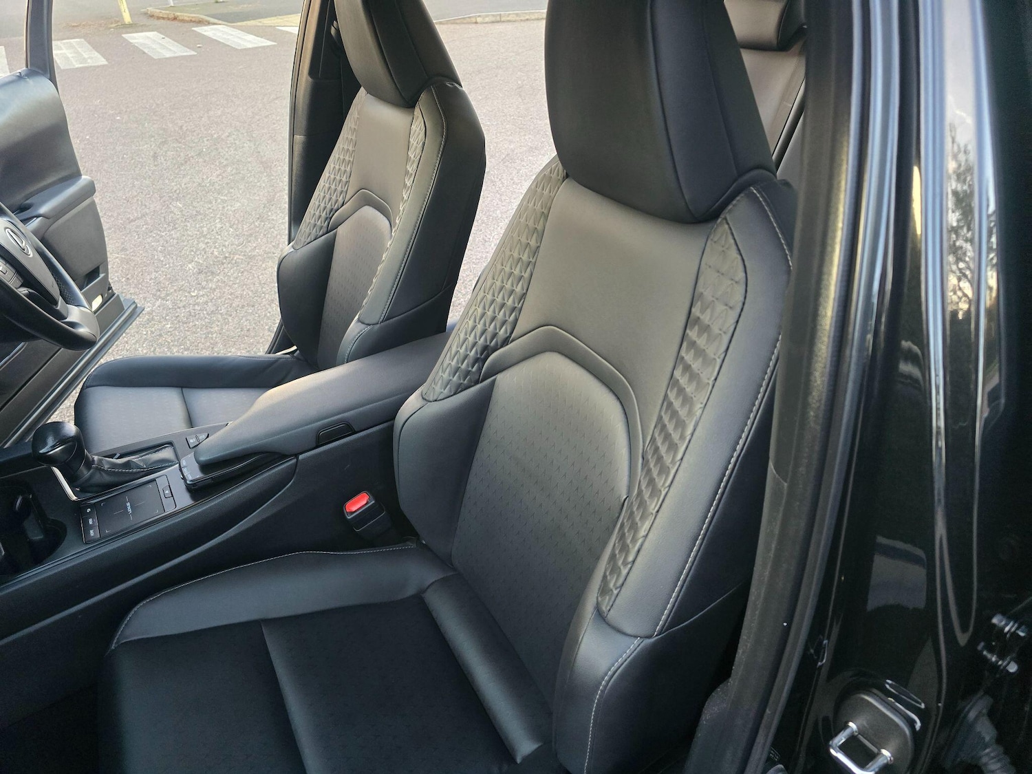 Used Lexus UX 2022 for sale - 76657016: Photo 78