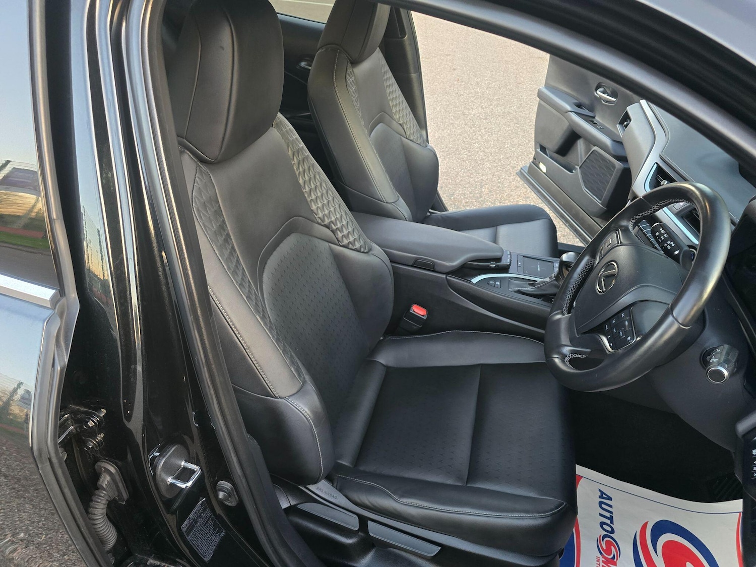 Used Lexus UX 2022 for sale - 76657016: Photo 88