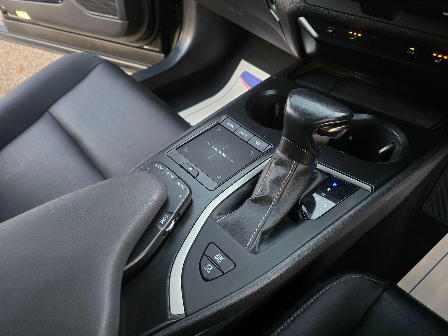 Used Lexus UX 2022 for sale - 76657016: Photo 94