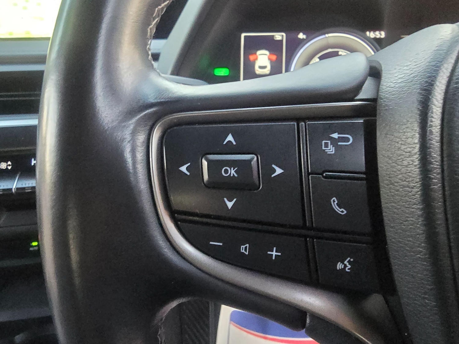 Used Lexus UX 2022 for sale - 76657016: Photo 98