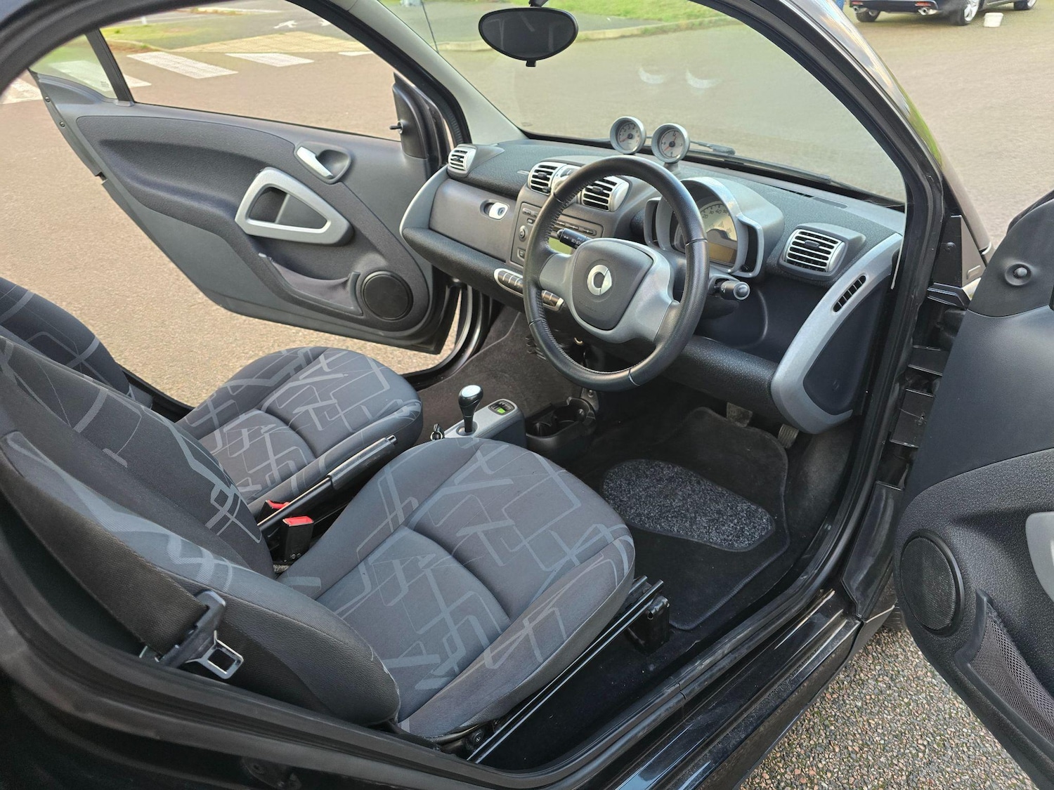 Vehicle 29