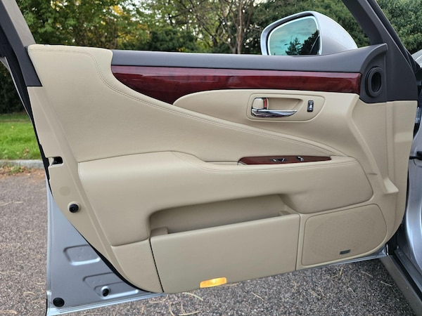 Used Lexus LS 2008 for sale - 76200208: Photo 51