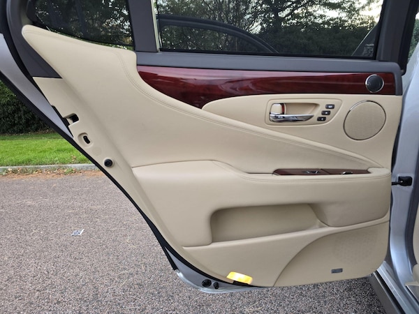 Used Lexus LS 2008 for sale - 76200208: Photo 53