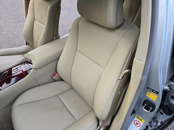 Used Lexus LS 2008 for sale - 76200208: Photo 76