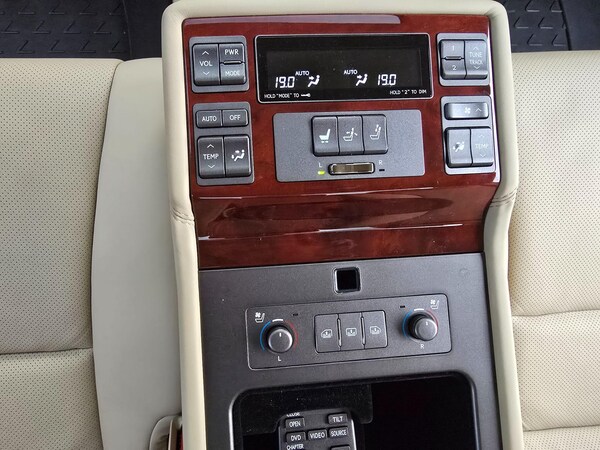 Used Lexus LS 2008 for sale - 76200208: Photo 91