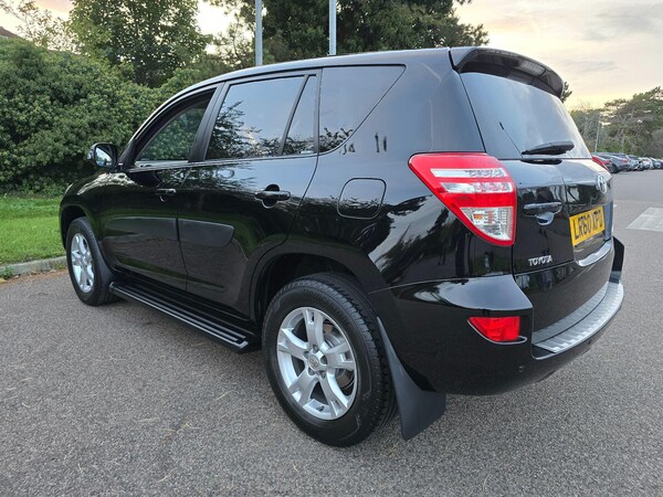 Used Toyota RAV4 2010 for sale - 76166674: Photo 62