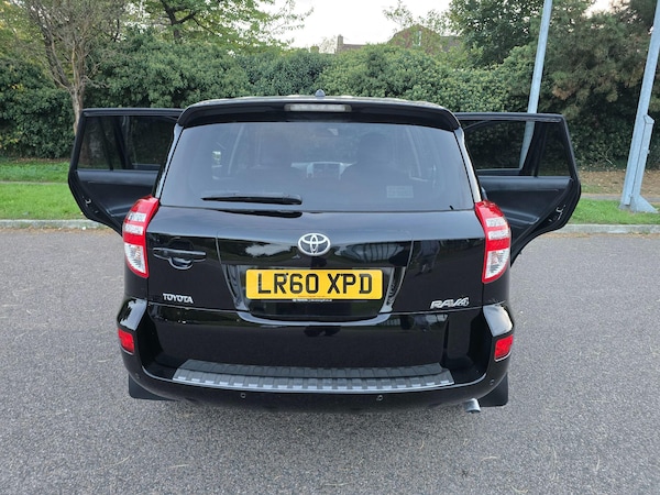 Used Toyota RAV4 2010 for sale - 76166674: Photo 81