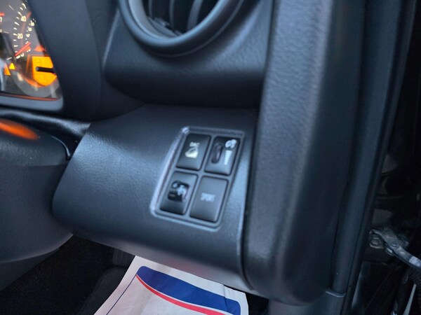 Used Toyota RAV4 2010 for sale - 76166674: Photo 90