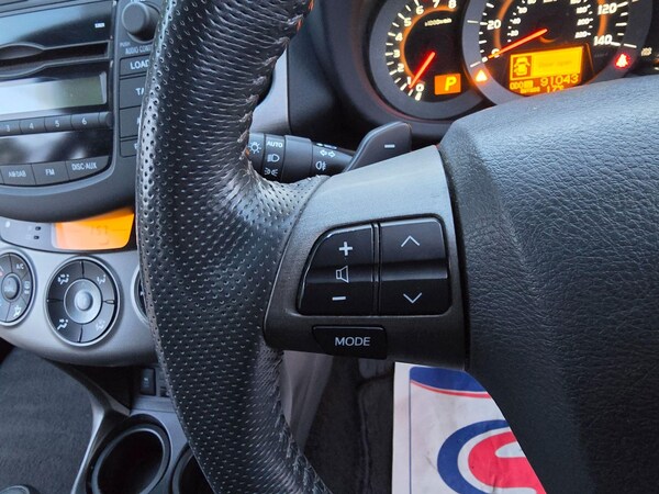 Used Toyota RAV4 2010 for sale - 76166674: Photo 98