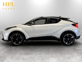 Used Toyota C-HR 2023 for sale - 79358219: Photo
