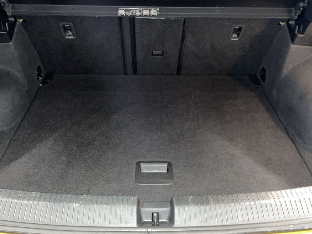 Used Volkswagen T-Roc 2020 for sale - 77636670: Photo 13