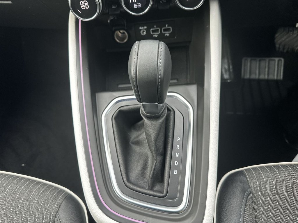 Used Renault Clio 2023 for sale - 77139444: Photo 25