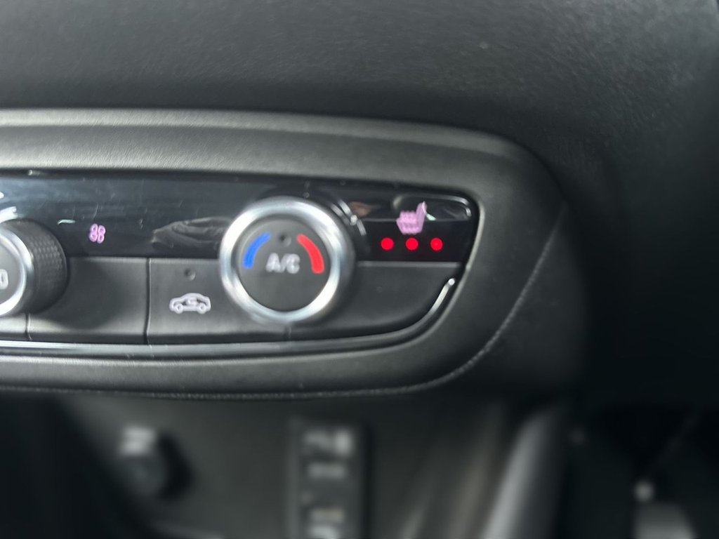 Used Vauxhall Crossland 2022 for sale - 77692735: Photo 22