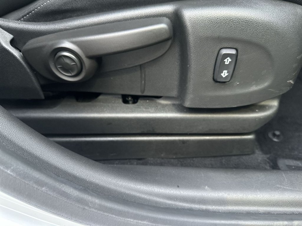 Used Vauxhall Crossland 2022 for sale - 77692735: Photo 23