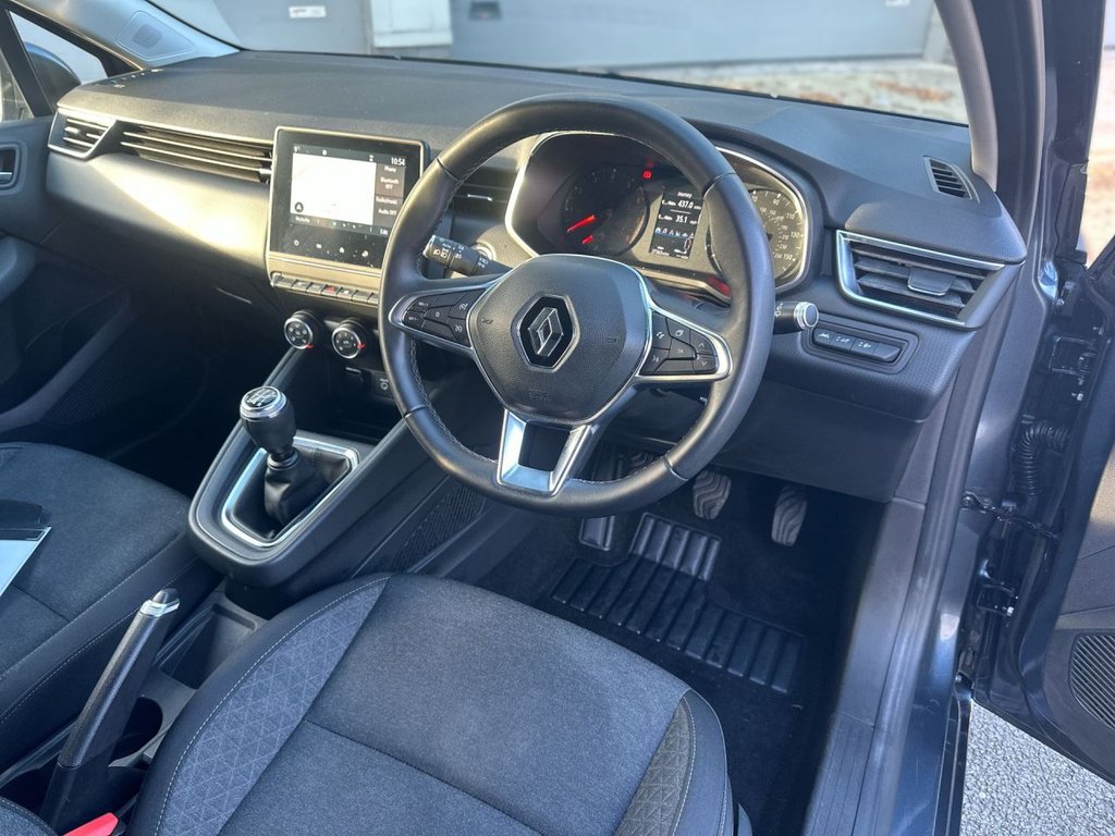 Used Renault Clio 2020 for sale - 76792300: Photo 15