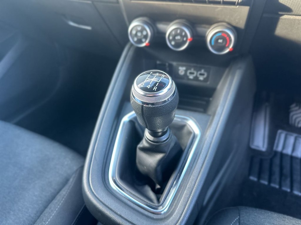 Used Renault Clio 2020 for sale - 76792300: Photo 19