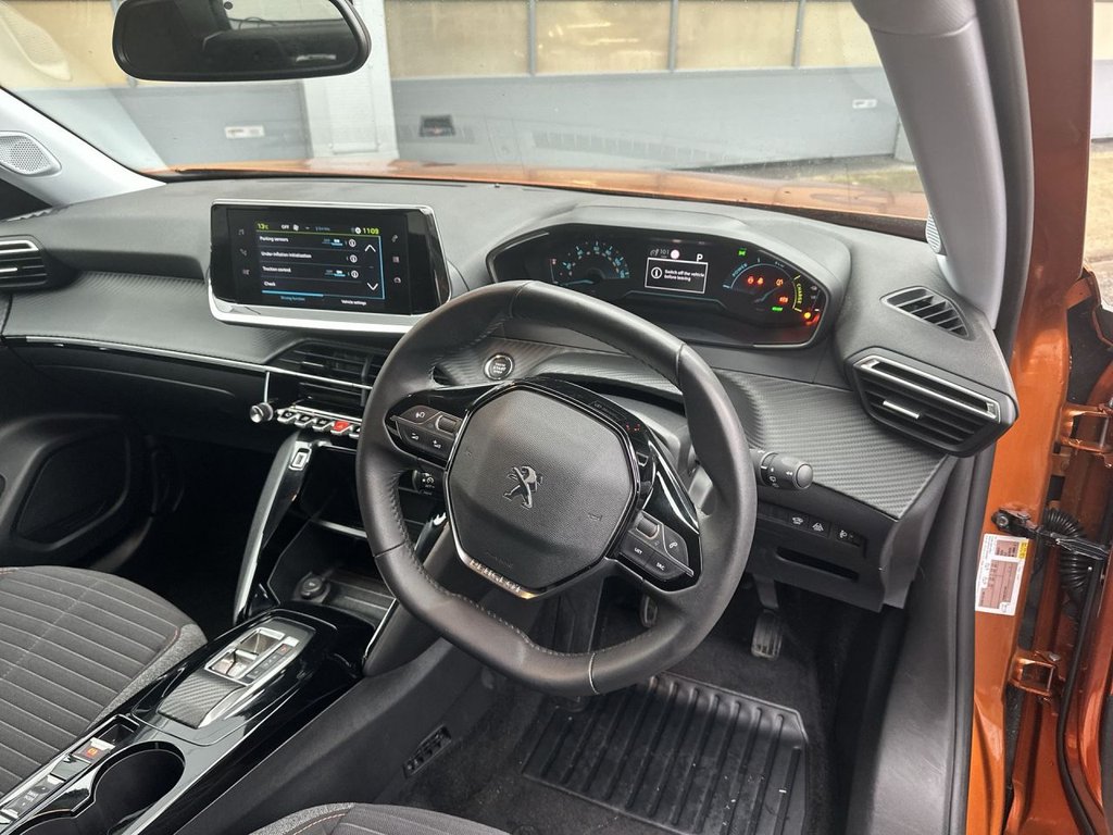 Used Peugeot E-2008 2022 for sale - 76792219: Photo 14