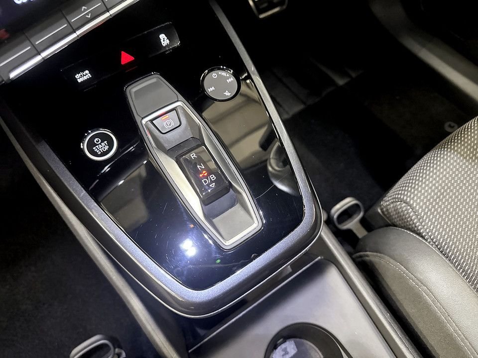 Used Audi Q4 e-tron 2023 for sale - 77821475: Photo 17