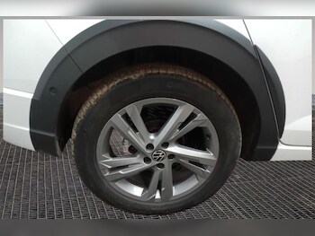 Used Volkswagen Taigo 2024 for sale - 76792321: Photo