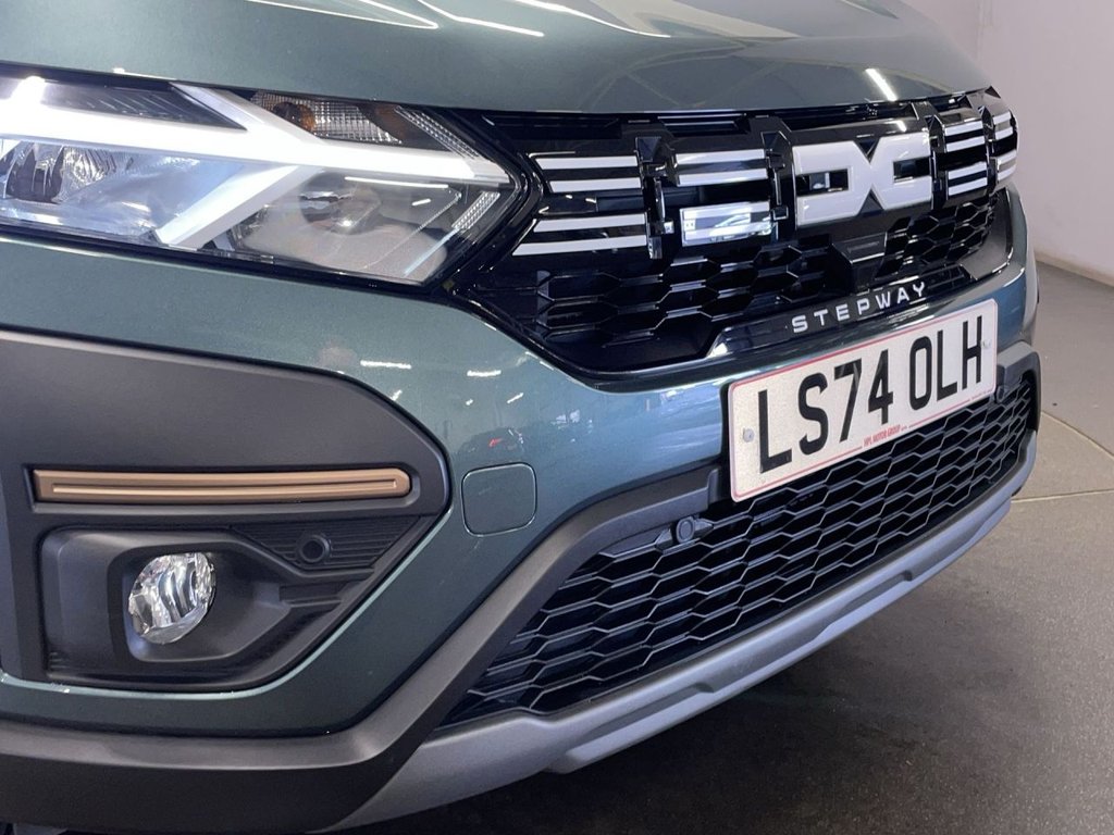 Used Dacia Sandero Stepway 2024 for sale - 77966817: Photo 11