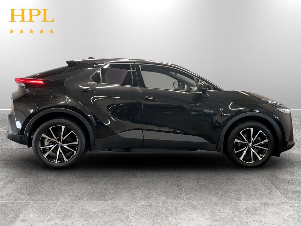 Used Toyota C-HR 2024 for sale - 78096393: Photo 8