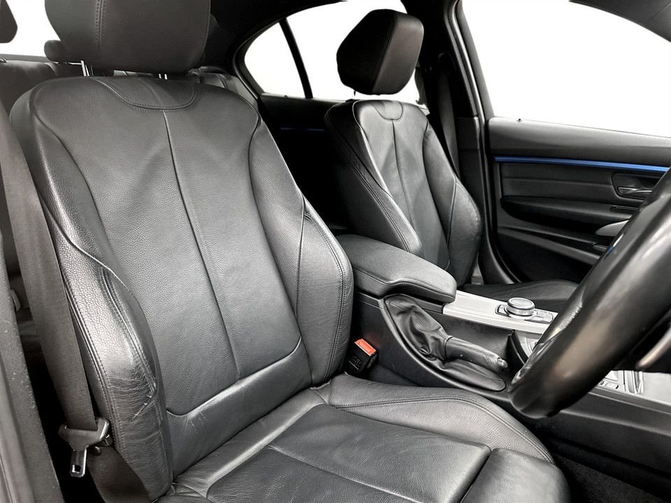 Used BMW 3 Series 2018 for sale - 77764728: Photo 11